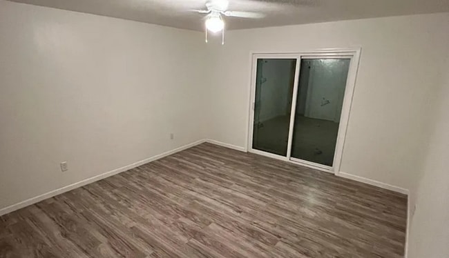 Building Photo - $0 First Month's Rent / $0 Deposit at Move-in