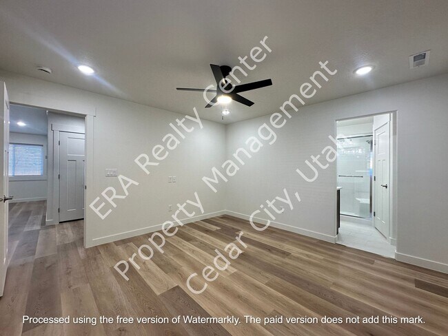 Building Photo - 45 Spanish Trail Dr