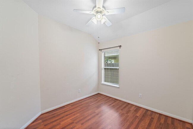 Building Photo - 23219 Dewflower Dr