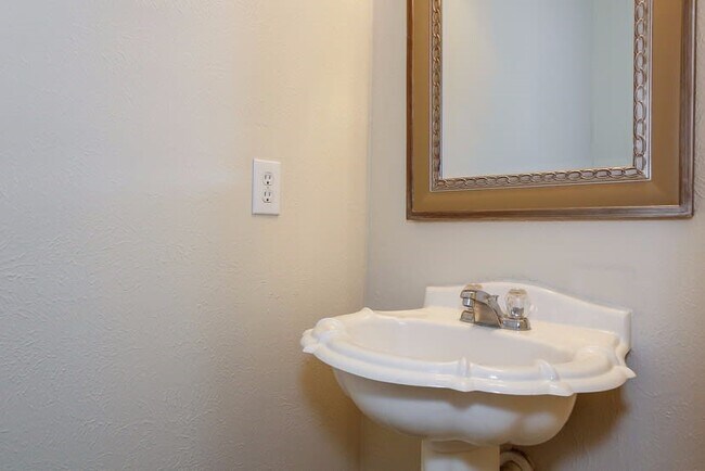 Building Photo - 19026 Telford Way