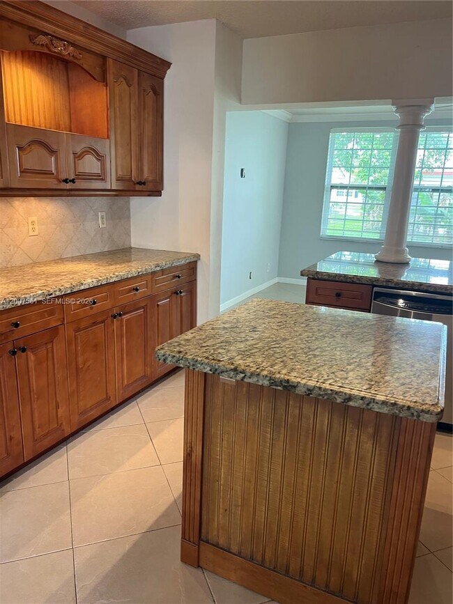 Building Photo - 6805 NW 75th St