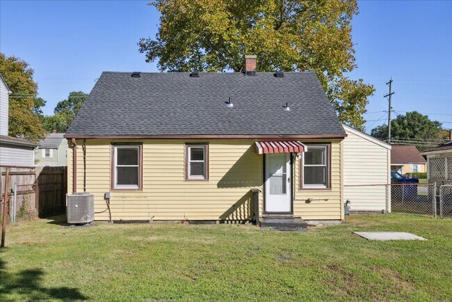 Building Photo - Downtown Newport News