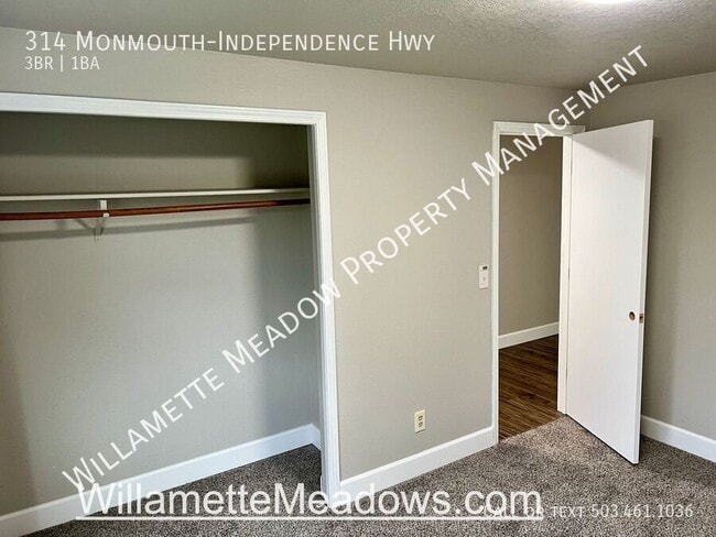 Building Photo - 314 Monmouth Independence Hwy