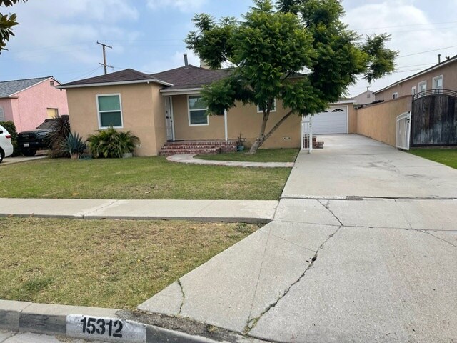 Primary Photo - 15312 Ermanita Ave