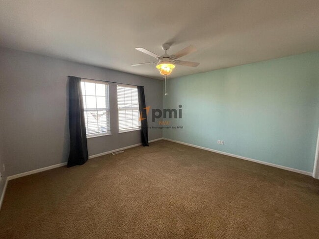 Building Photo - 10880 Mississippi St