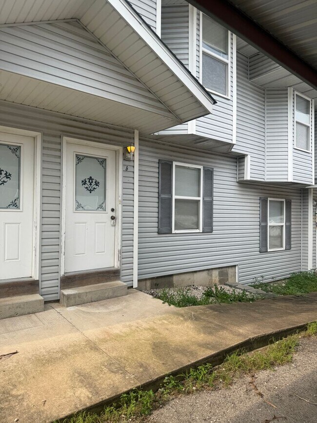 Building Photo - 20304 Skyview Dr
