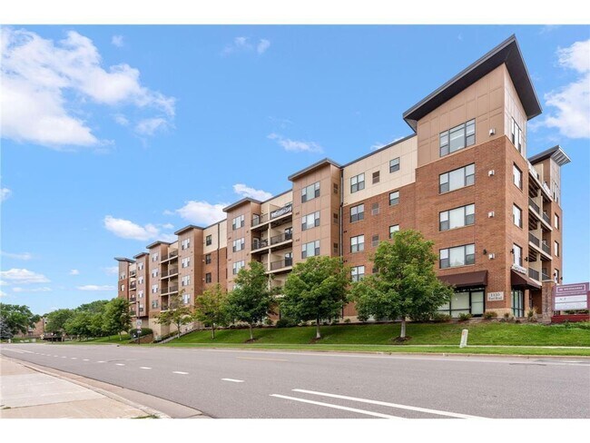 Primary Photo - 1155 Ford Rd