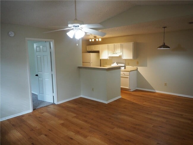 Building Photo - 7808 West Gate Blvd