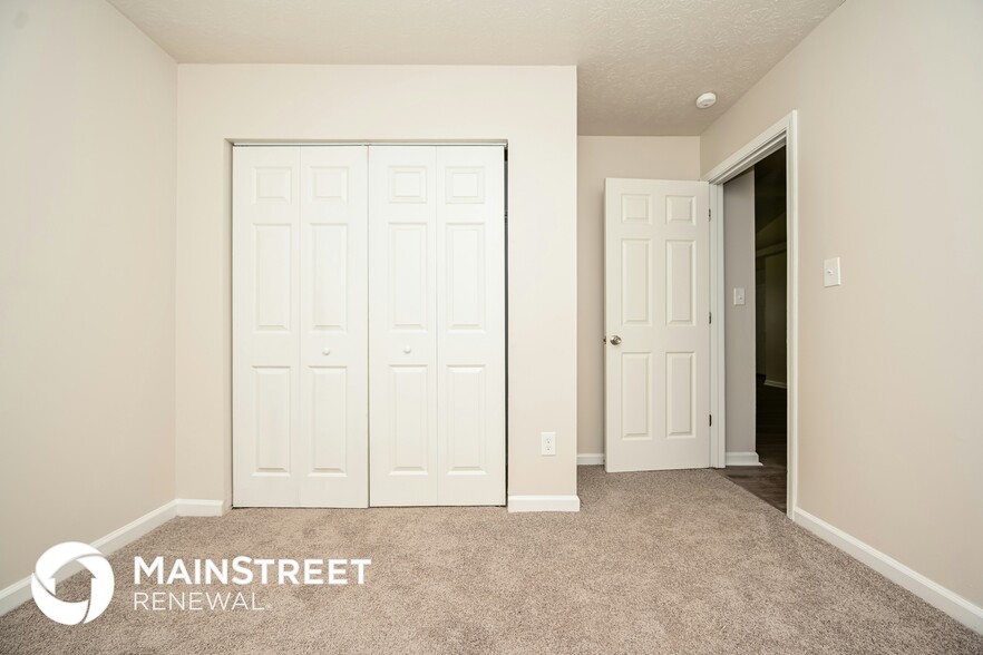 Building Photo - 3725 River Ridge Ct