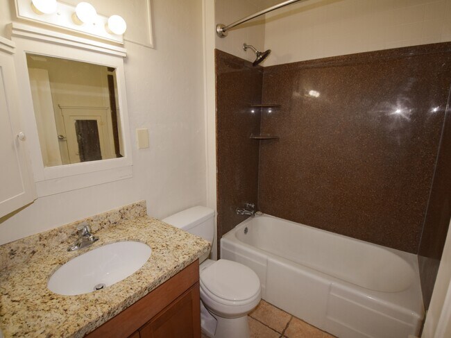 Building Photo - 89 Marindale Ave