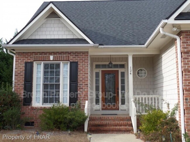 Building Photo - 124 Highgrove Ct