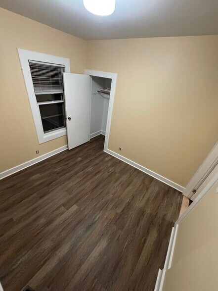 Building Photo - 336 Harding Ave