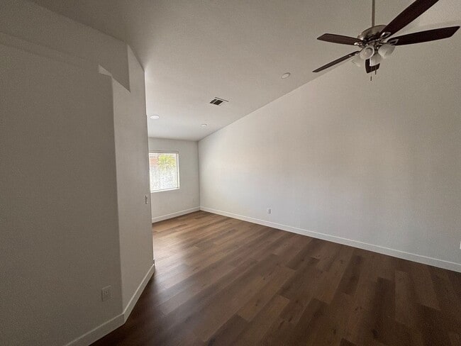Building Photo - 7717 White Grass Ave