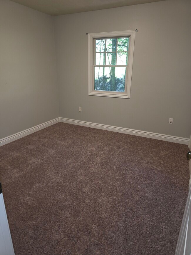 2nd Bedroom - 111 Ferndale Ave