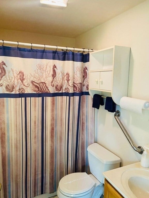 Building Photo - 38 Russell Rd