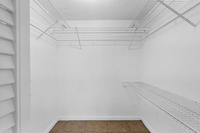 Building Photo - 3360 Spanish Moss Terrace