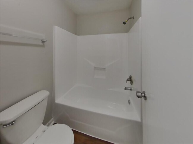 Building Photo - 15322 Acorn Green Ct