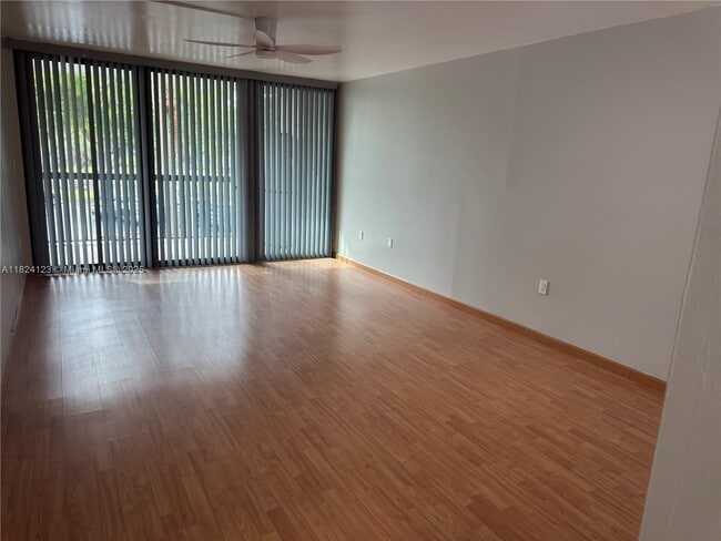 Building Photo - 10865 SW 112th Ave