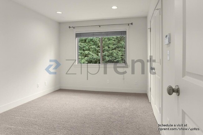 Building Photo - 4108 37th Ave S