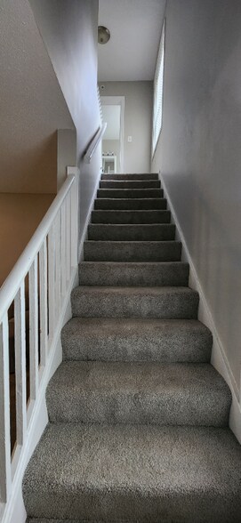 Building Photo - 946 20th St