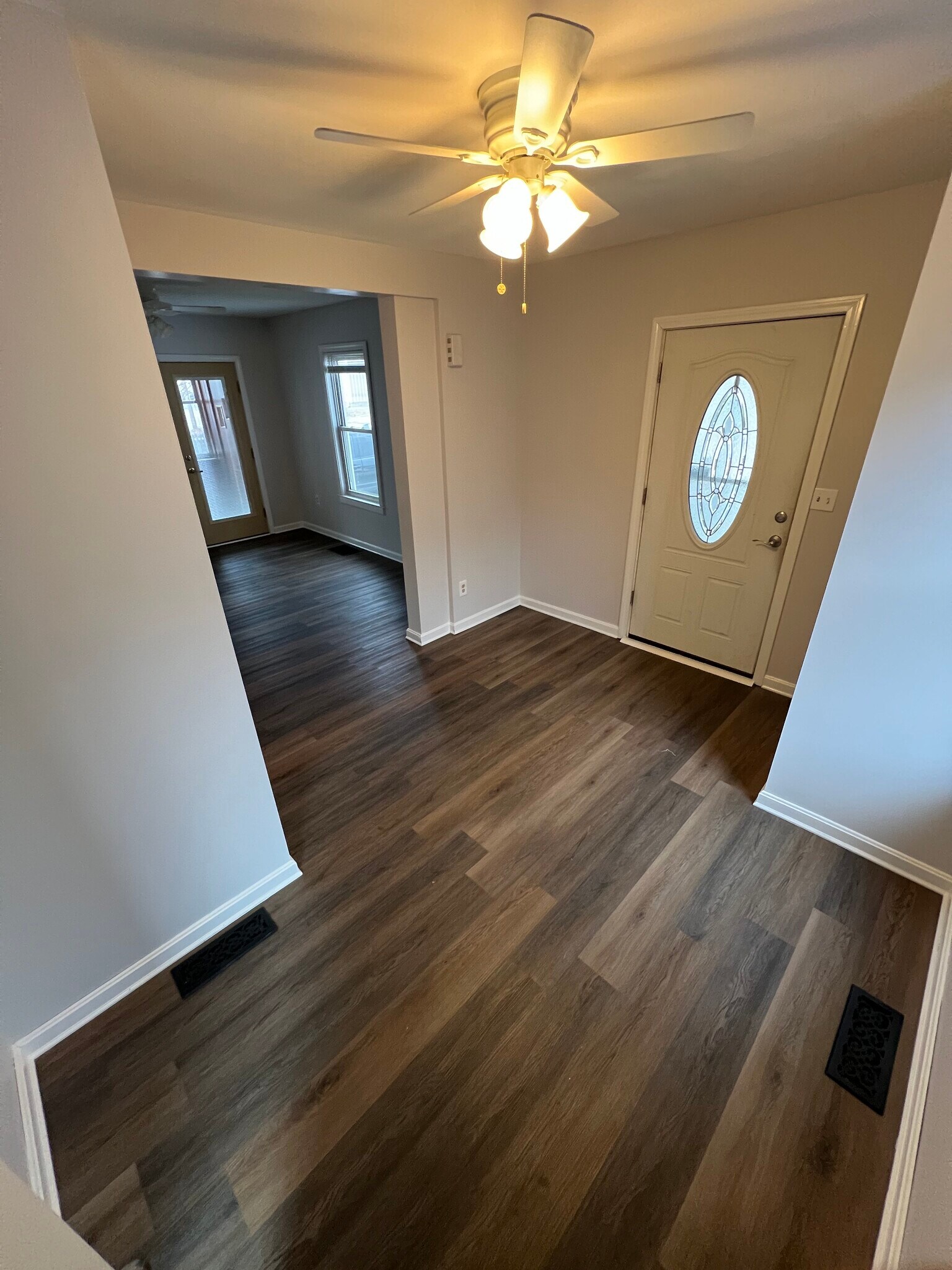 Building Photo - 45 Middle St