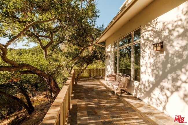 Building Photo - 21717 Encina Rd