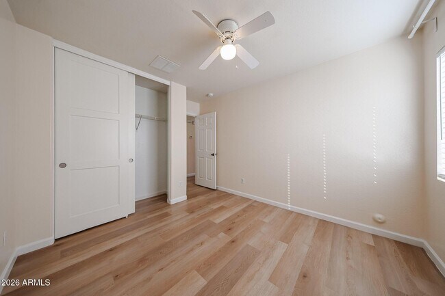 Building Photo - 1605 S 227th Ave