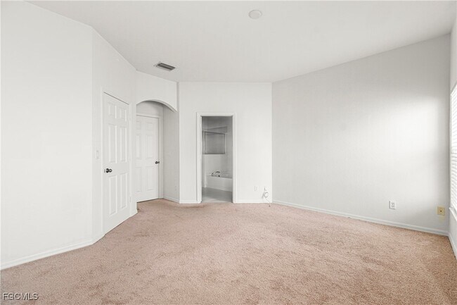 Building Photo - 9240 Gladiolus Preserve Cir