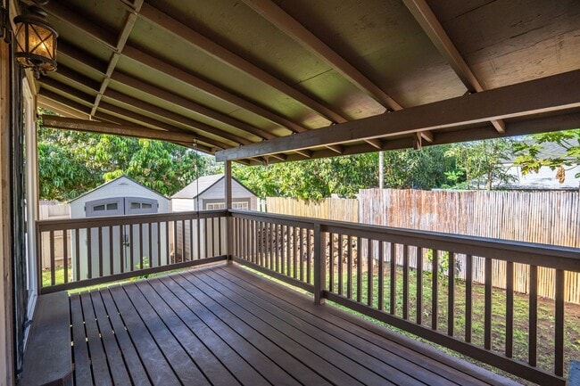 Building Photo - Remodeled 2 Bed/ 1 Bath Main House in North Kihei