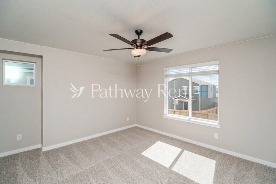 Building Photo - 9491 Yampa St