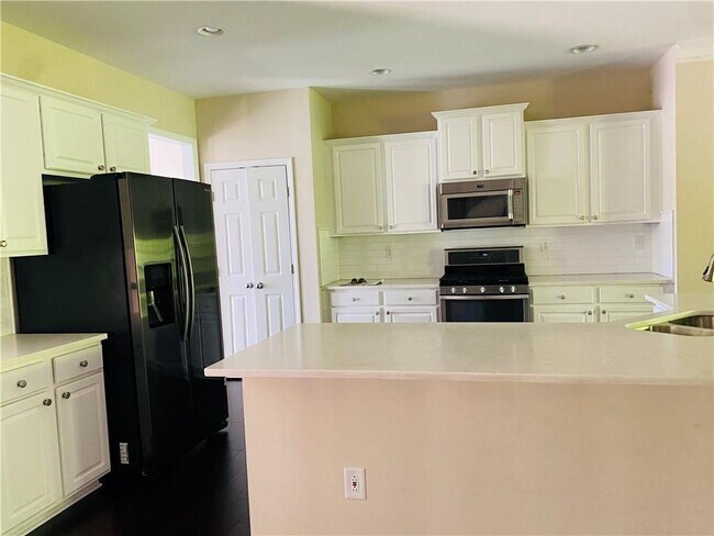 Building Photo - 12866 Deer Park Ln