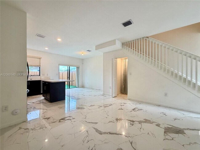 Building Photo - 18110 SW 148th Rd