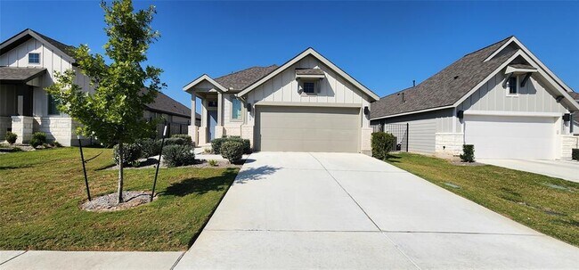 Primary Photo - 605 Los Olives Ln