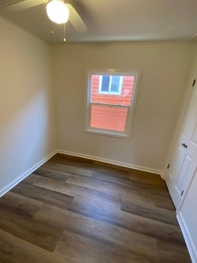 Building Photo - 3500 Portola Dr