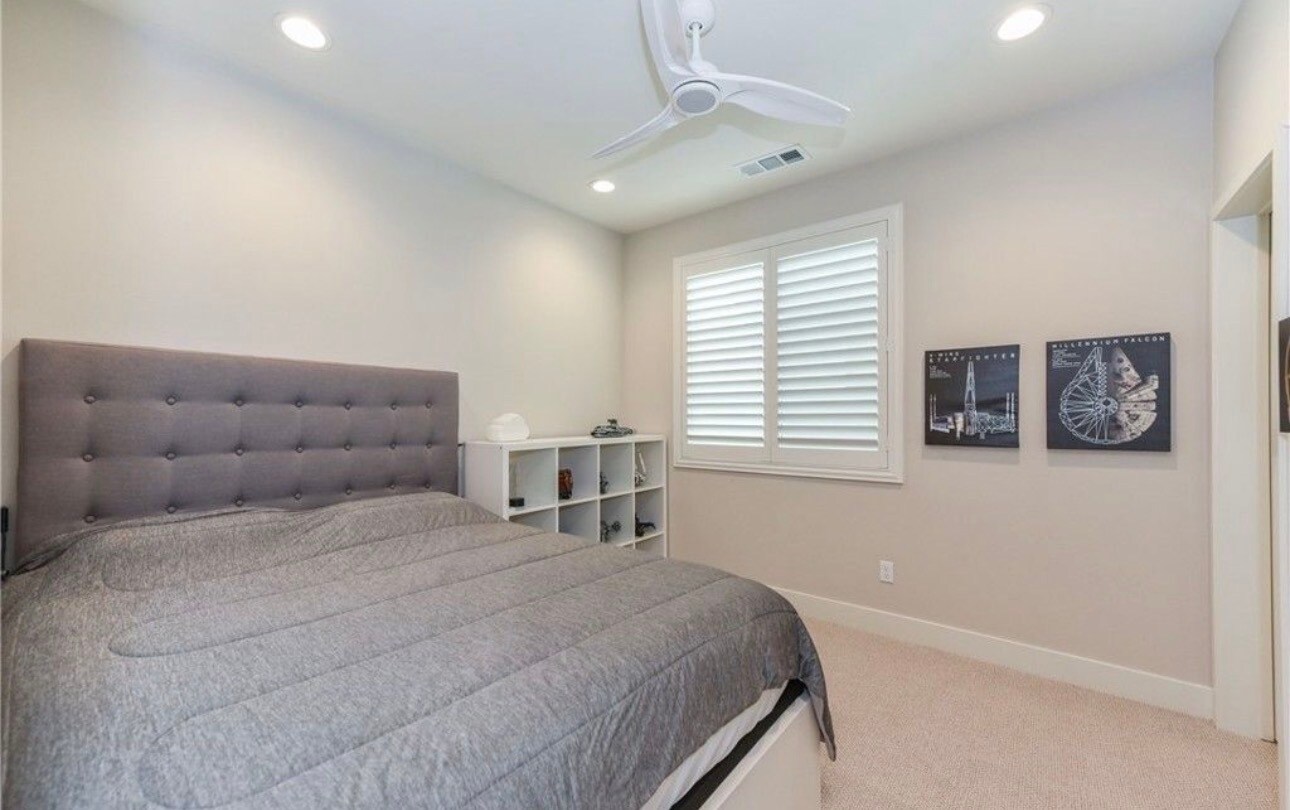 Building Photo - 123 Tenor