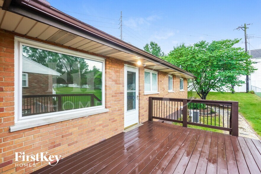 Building Photo - 8979 Sappington Rd