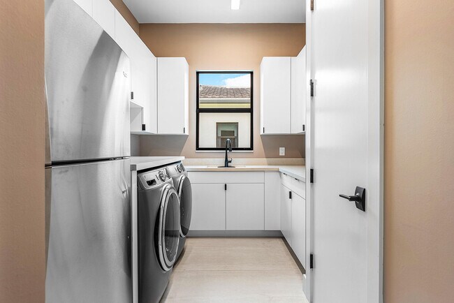 Building Photo - 17151 Brulee Breeze Wy