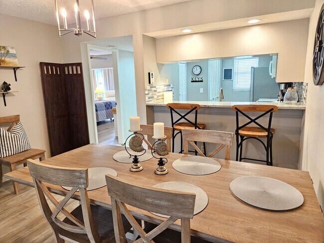 Building Photo - Charming First-Floor Condo in Plantation Golf and Country Club with a Community Pool Access!