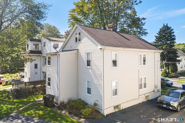 Building Photo - 118 Cambridge St