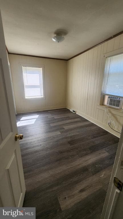 Building Photo - 397 Oriole Ave