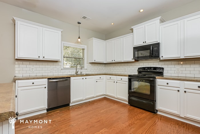 Building Photo - 209 McEwen Ct
