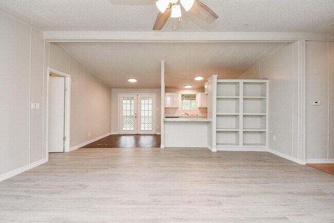 Building Photo - 12754 Roy Harris Loop
