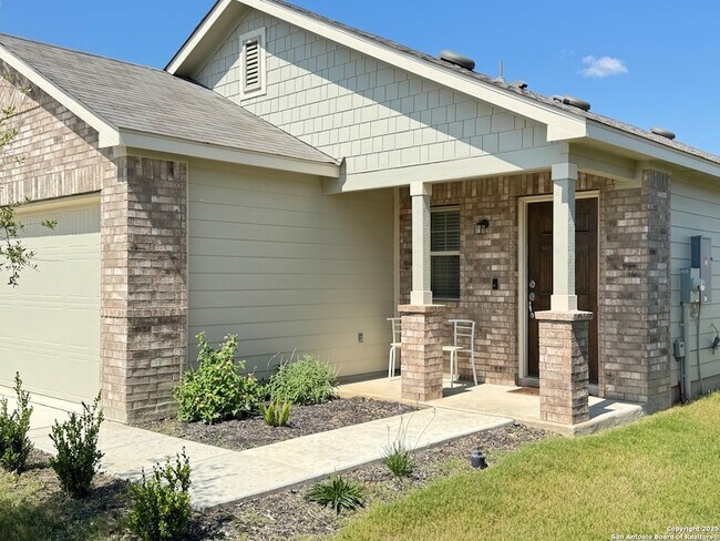 Building Photo - 1324 Moby Dr