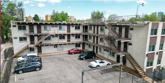 Building Photo - 590 N Logan St