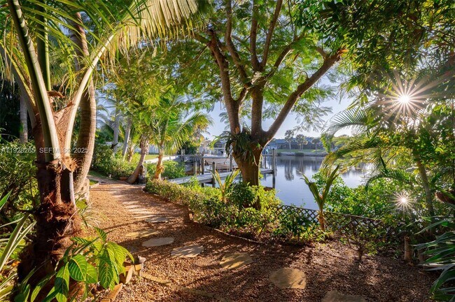 Building Photo - 3842 SW St Lucie Ln