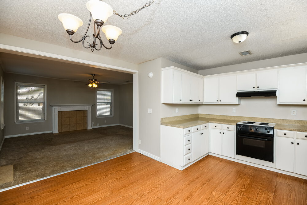 Building Photo - 505 Plainview Dr