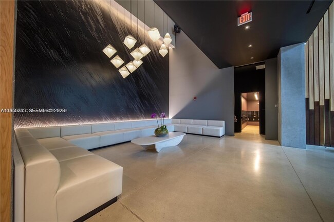 Building Photo - 151 SE 1st St