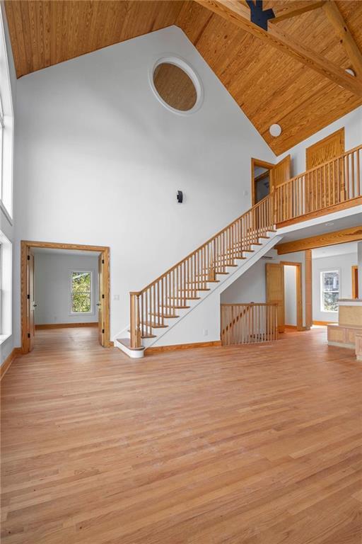 Building Photo - 1008 Courtenay Dr NE