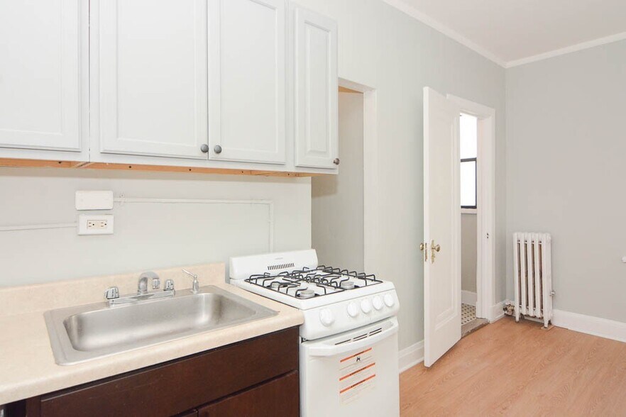 Building Photo - 3836 N Fremont St