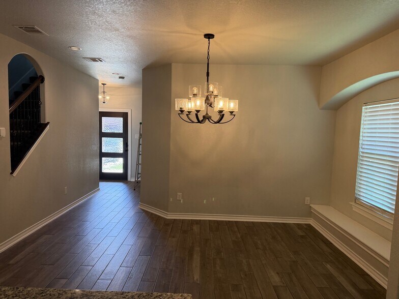 Building Photo - 8803 Kallison Arbor